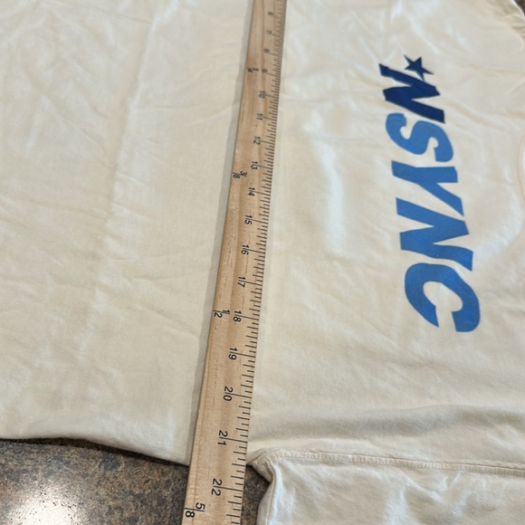 Comfort Wash Your Favorite Boy Band NSYNC Graphic Tee Ivory Size Large - Picture 10 of 11